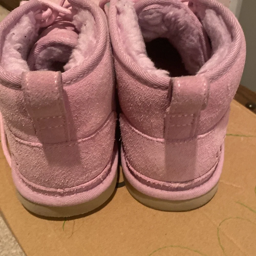 Ugg Neumel - Picture 4 of 5
